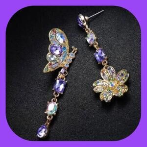 Exquisite Stunning Gorgeous Rhinestone Half Butterfly 🦋 Flower 🌸 Stud Earrings